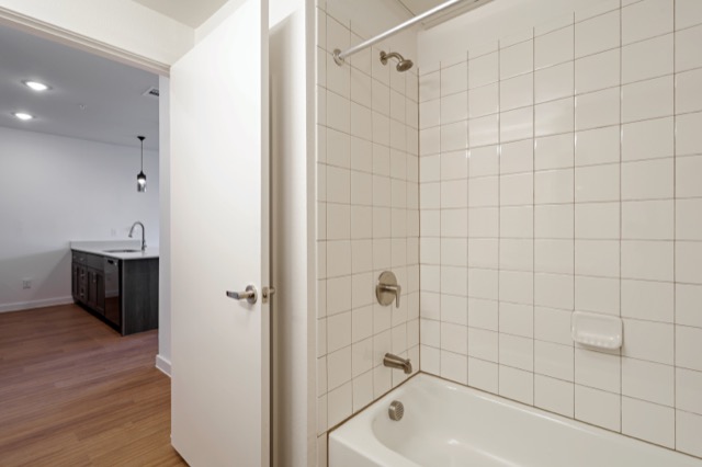 Pathways at Rosewood Courts bathroom shower